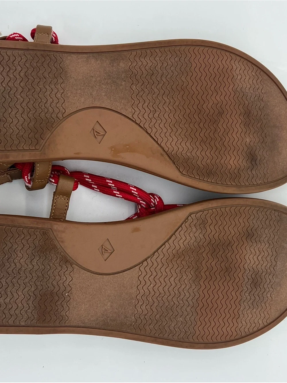 Sperry Isla t-bar Brown Sandal with Red Rope Details size 9
